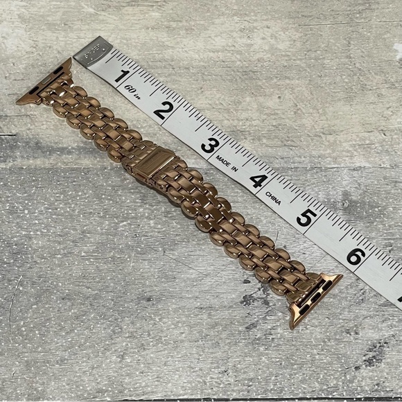 KATE SPADE Scallop Link Stainless Steel Bracelet Band For Apple Watch Rose/Gold - Picture 6 of 9